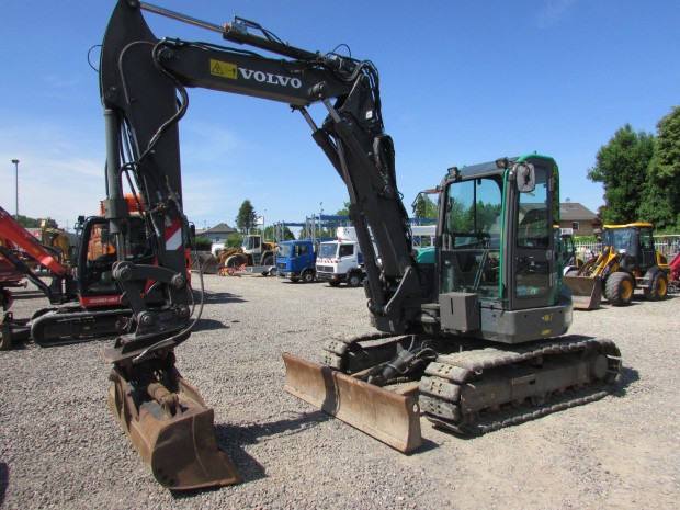 Volvo ECR 88 D / 4.042 zemra / Lzing 20%-tl