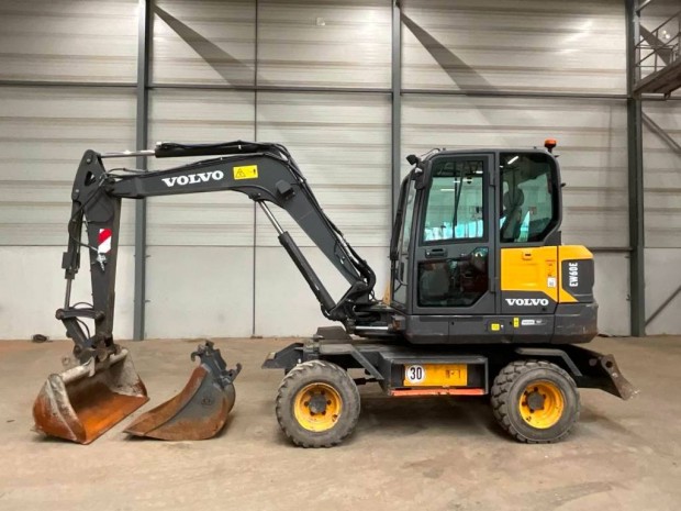 Volvo EW 60 E / 4.256 üzemóra / Lízing 20%-tól