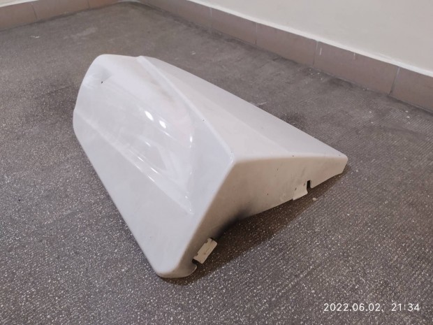 Volvo FH4 l�gbe�ml� burkolat 84171945/ 84163248