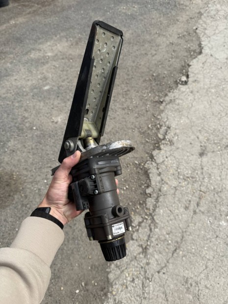 Volvo Knorr f�kped�l 70313353