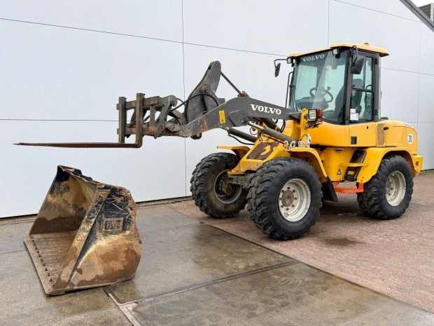 Volvo L35G / 11.176 zemra / Lzing 20%-tl