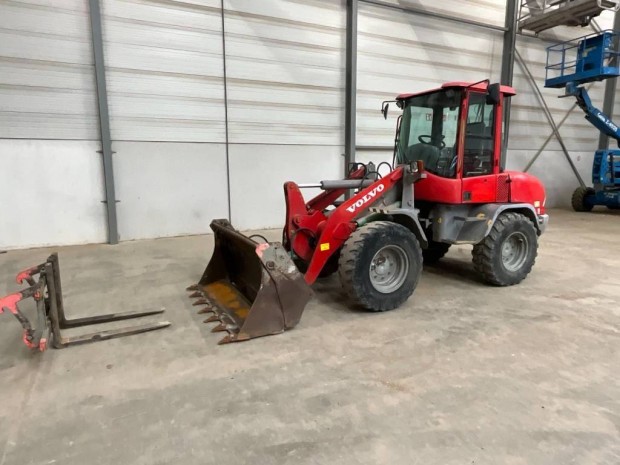 Volvo L 30 B-Z/X / 3.770 h üzemóra / Lízing 20%-tól