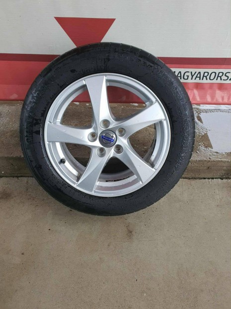 Volvo R16os felni+gumi elad� Ny�ri gumi