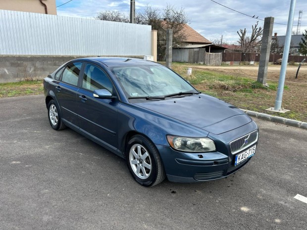 Volvo S40 1.6 D Olvasd EL A Hirdets Szvegt!