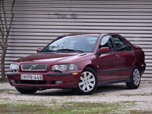 Volvo S40 1.8 Classic (Limited) Magyar! Rozsdam...
