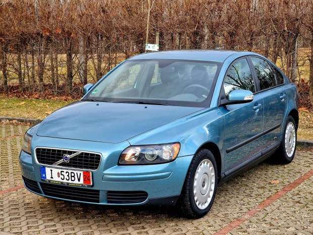 Volvo S40 2.0 1.Tulajdonos. Nvre rva!