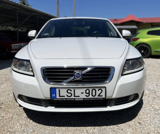 Volvo S40 2.0 D Magyarorszgi/144Ezer KM/Megkm...