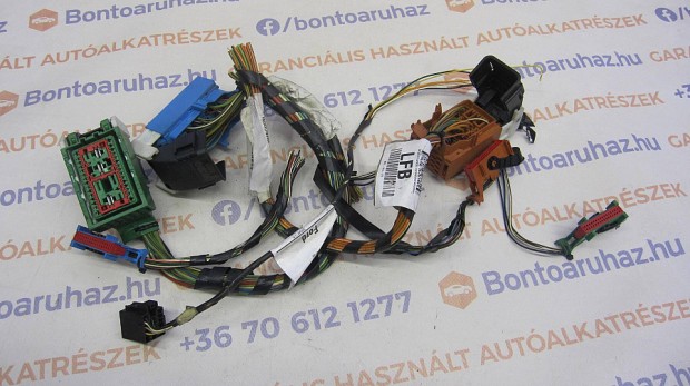 Volvo S40 Elad , utastr biztostk csatlakozk