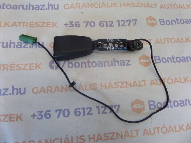 Volvo S40 Eladó gyári, bontott bal első övfeszitő, jeladós