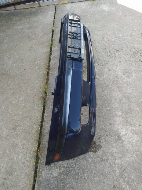 Volvo S40-V40 első lökhárító eladó!
