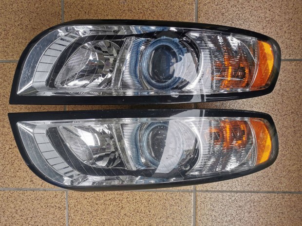 Volvo S40/V50 gyári Xenon fényszóró pár, használt, de kitűnő állapotú