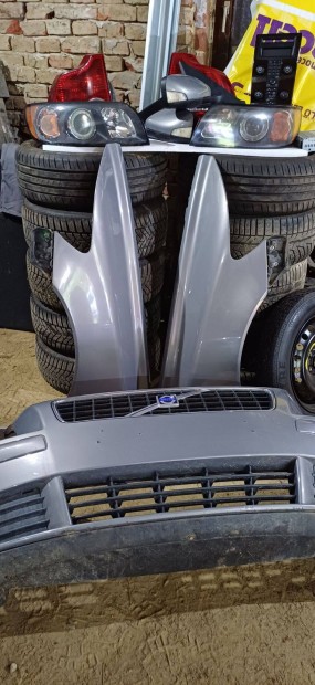 Volvo S40 V50 sárvédő,lökhárító,fényszóró,pótkerék,tükör,rádió stb