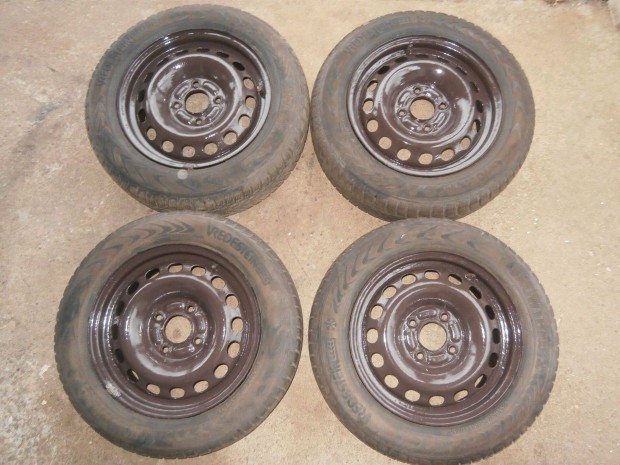 Volvo S40, V40, 15" 4X114,3 mm kerk garnitra