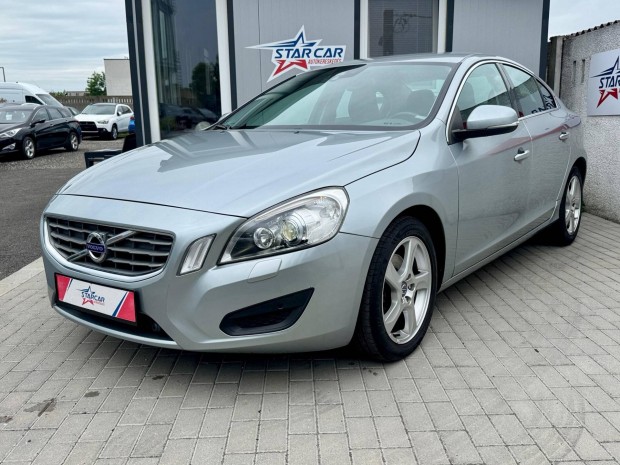 Volvo S60 1.6 D Drive Summum Xenon / Ülésf. / N...