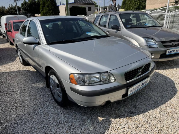Volvo S60 2.0 T Summum 208000-KM!Magyarországi!...