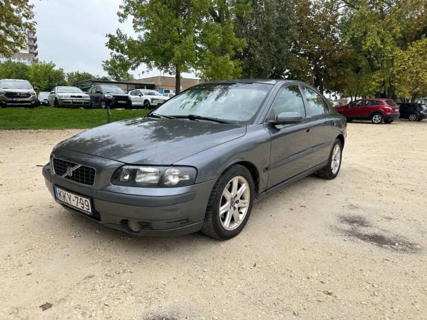 Volvo S60 2.4 D5 Momentum