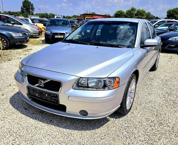 Volvo S60 2.4 D5 Sport Plus Bőr Dupla Digit Klí...