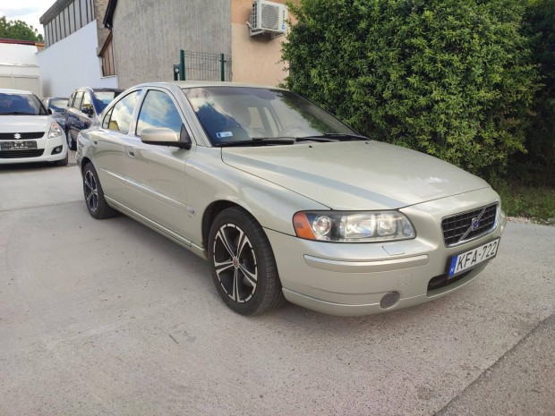 Volvo S60 2.4 D5 Summum Geartronic Nagyon szp...