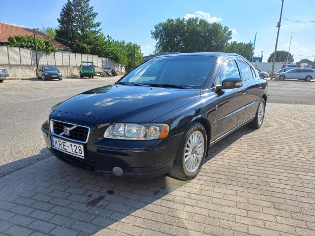 Volvo S60 2.4 D Kinetic R