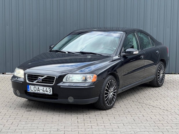 Volvo S60 2.4 D Summum Magyar - Vezetett szervi...
