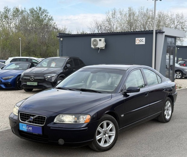 Volvo S60 2.5 T Kinetic Ülés fűtés/Tempomat