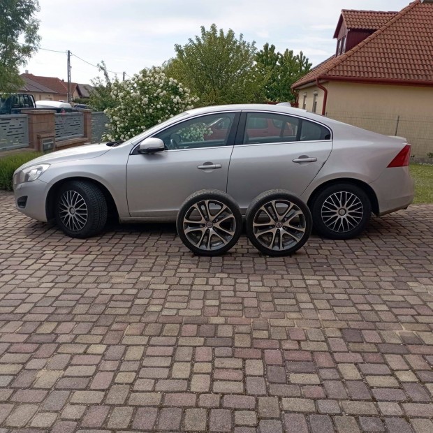 Volvo S60 D3 Momentum elad