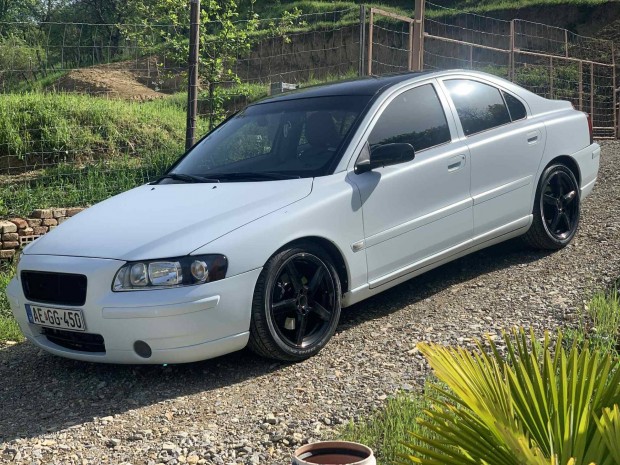 Volvo S60 Egyedi,Kitn llapot