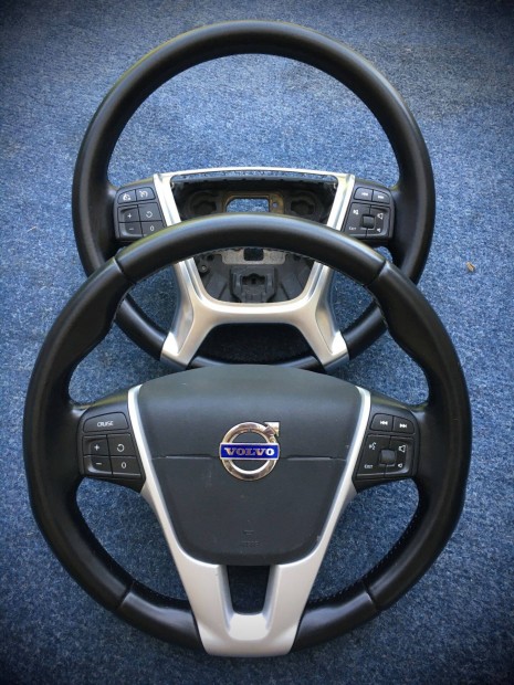 Volvo S60 S80 XC70 V40 V60 V70 XC60 .hibtlan fekete br kormny