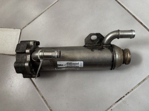 Volvo S60 V60 V70 XC70 XC90 2.4 D5 EGR h�t� 8801828