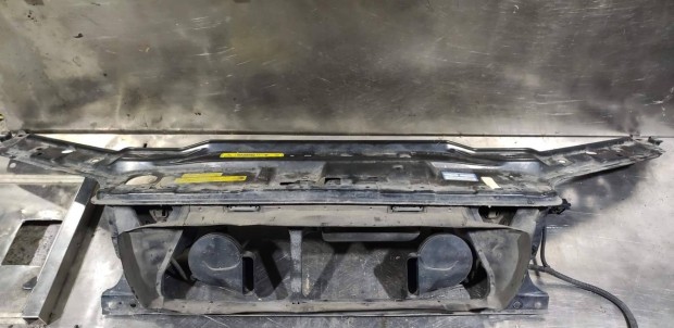 Volvo S60 V70 II 2 Mk2 Zárhíd takaró műanyag