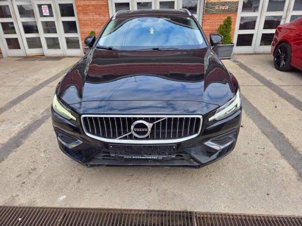 Volvo S60, V60 komplett eleje, motorh�ztet�, s�rv�d�, z�rh�d, h�t�k,