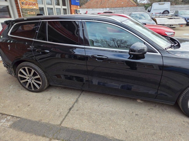 Volvo S60, V60 komplett els� �s h�ts� gy�ri ajt�k! JE, JH, BE, BH