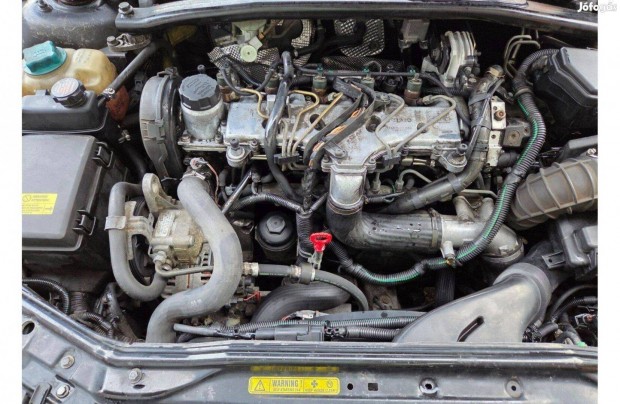 Volvo S60, V70, XC70, XC90 2.4 D5 komplett motor hengerfejjel, porlasz