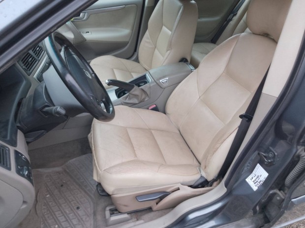 Volvo S60 s 60 vaj vajszínű bőr ülés szett garnitúra