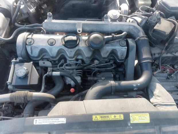 Volvo S70 2.56 tdi komplett motor 1J