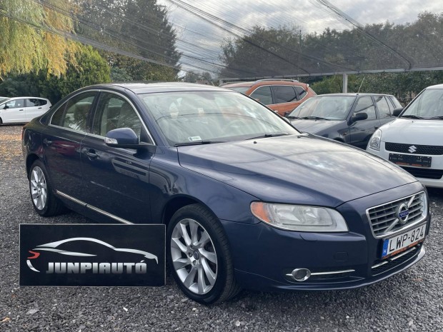 Volvo S80 2.0 Elegáns szép állapotú sedan szerv...