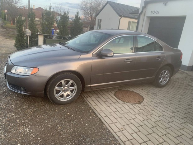 Volvo S80 2.4 D5