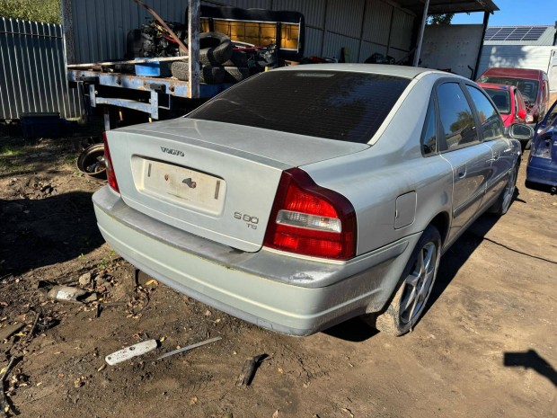 Volvo S80 2.8 -B628- bontott alkatrszek