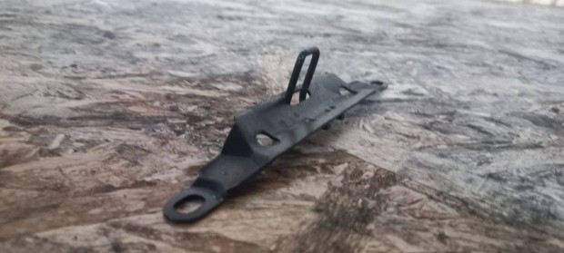 Volvo S80 98- Kesztytart keszty tart zr lemez ellendarab 2493