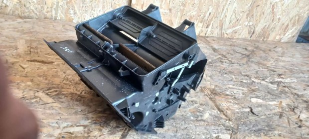 Volvo S80 98- Kl�m�s f�t�sbox f�t�s box f�t�radi�tor radi�tor h�z 2489