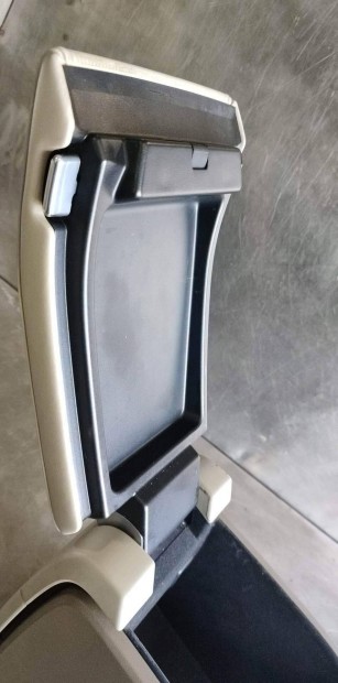 Volvo S80 II 2 MK2 Könyöklő borító