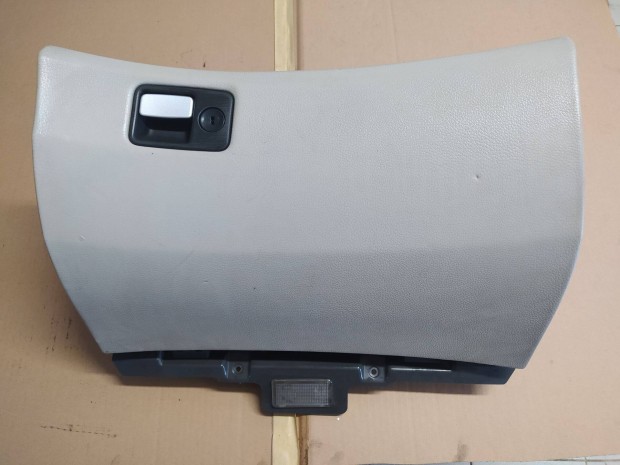 Volvo S80 facelift kesztyűtartó eladó!