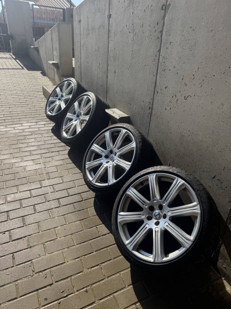 Volvo S90/V70/XC60/XC90 alufelni/ny�ri gumival