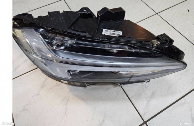 Volvo S90/V90 MID-LED RHT jobb oldali led lmpa, bal kormnyos