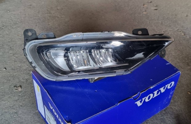 Volvo S90 V90 XC60 XC90 15- Jobb ködlámpa 31395866