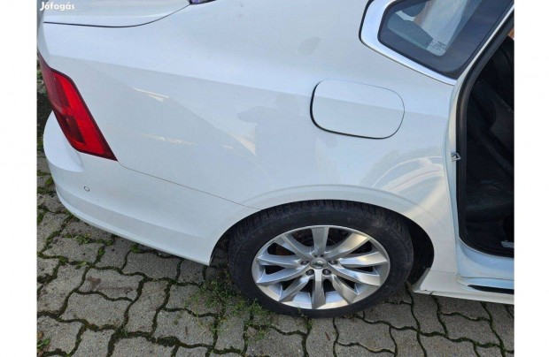 Volvo S90 komplett jobb hátsó negyed küszöbbel egyben! 2017-2024