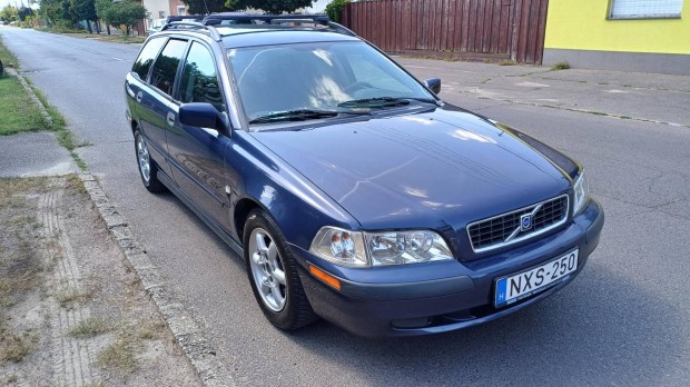 Volvo V40 1.6 Lux Hideg klma!