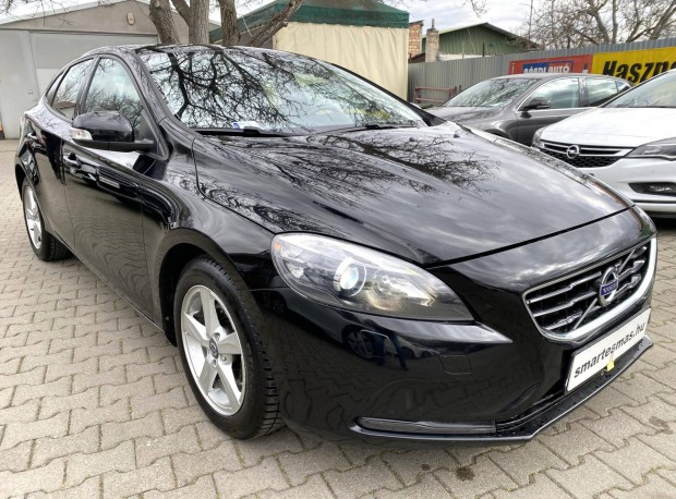 Volvo V40 1.6 T2 Kinetic LED.Digit Kl�ma.Multik...