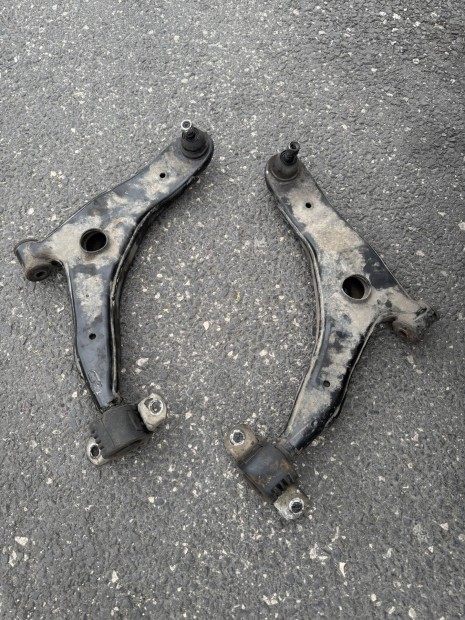 Volvo V40 2001 Febi leng�karok