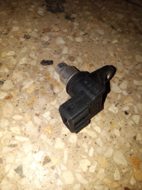 Volvo V40 F�tengely Jelad�